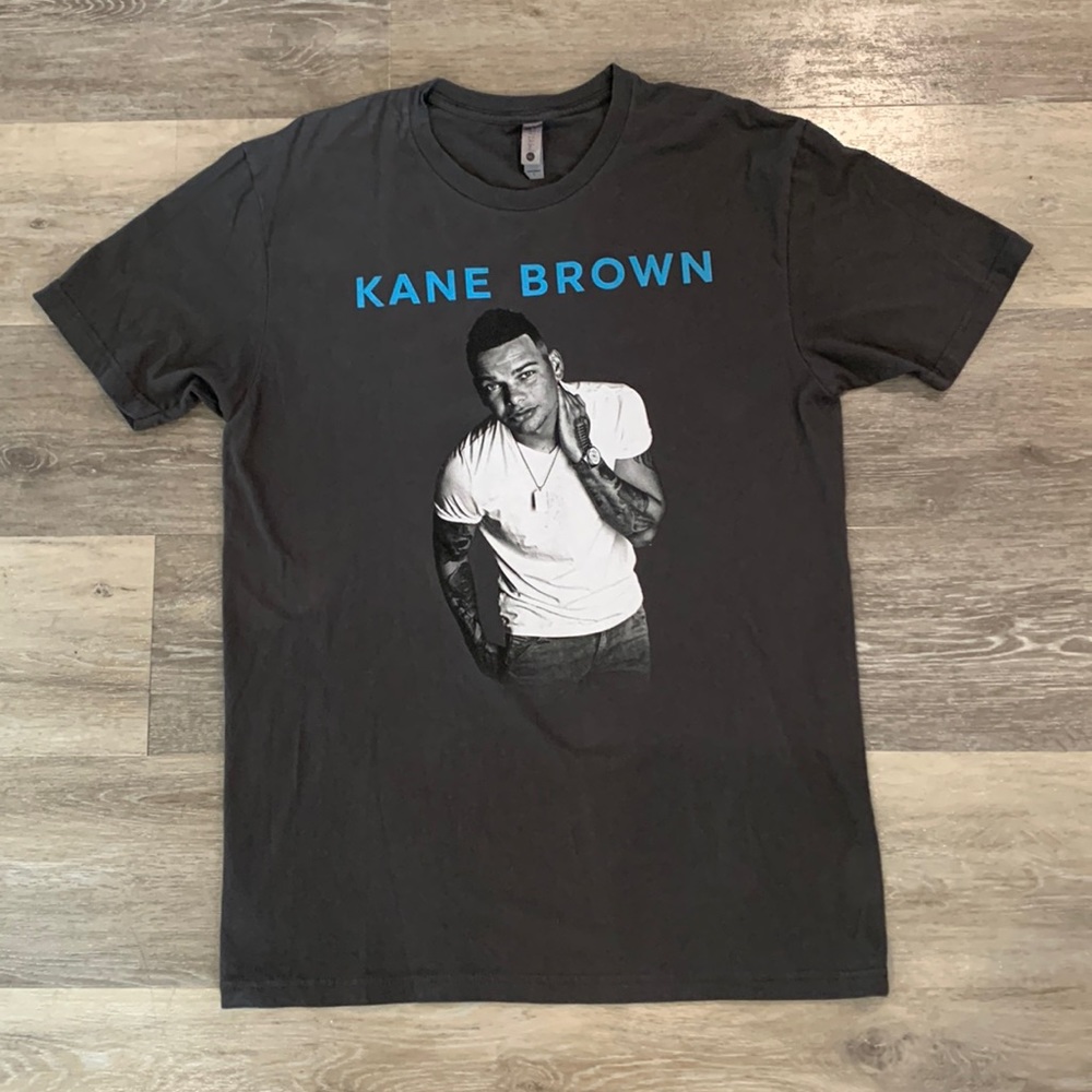 Kane Brown tour merch concert tshirt women’s large